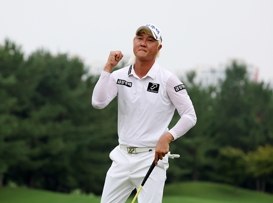 KPGA 골프존-<b>도레이 오픈</b> 첫날 허인회ㆍ염서현 9언더파 공동 선두